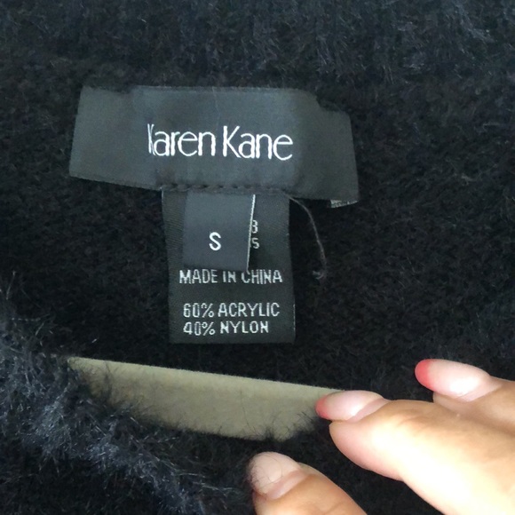 Black sweater - Picture 2 of 3